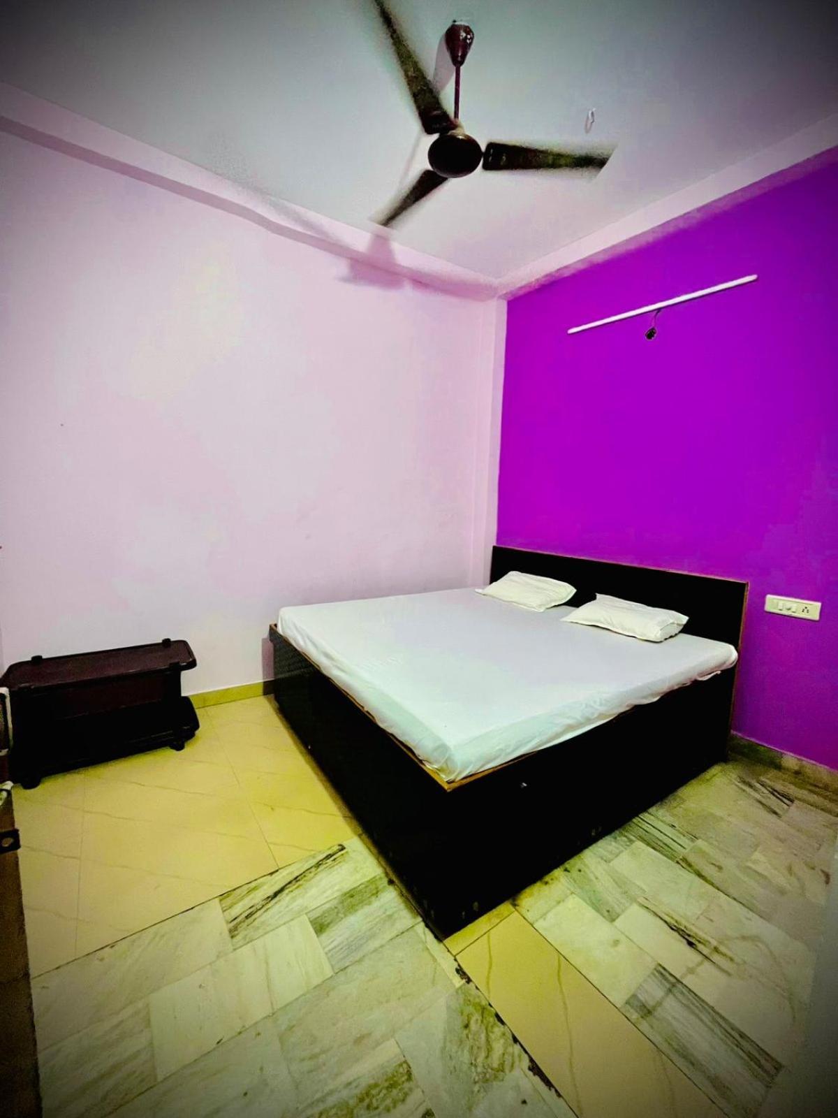 Hotel Sharad - Varanasi, Varanasi